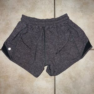 Lululemon Athletica Hotty Hot Shorts 2.5” Tall Heathered Grey/Black